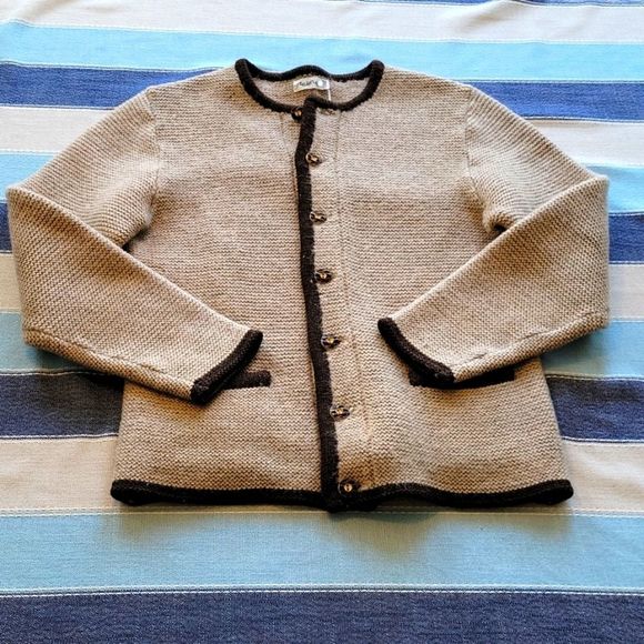 Steffner Sweaters - Steffner lambs wool cardigan